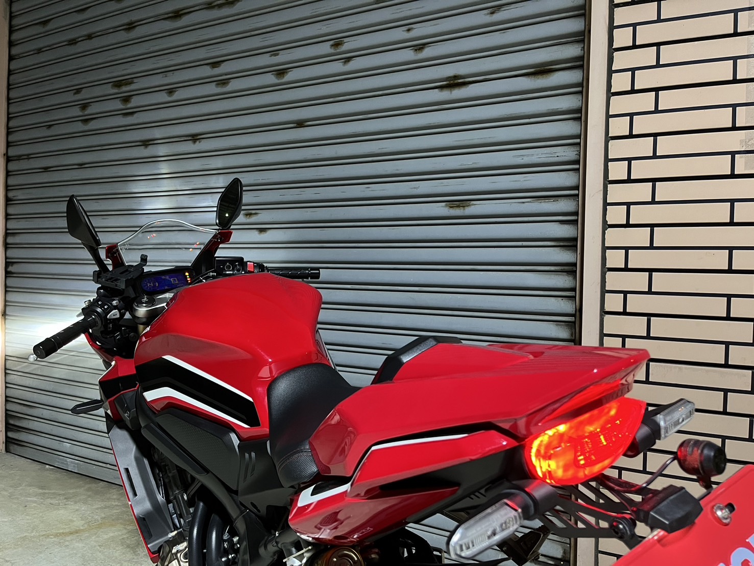 HONDA CBR650R - 中古/二手車出售中 絕美車況 低哩程 CBR650R  | 個人自售