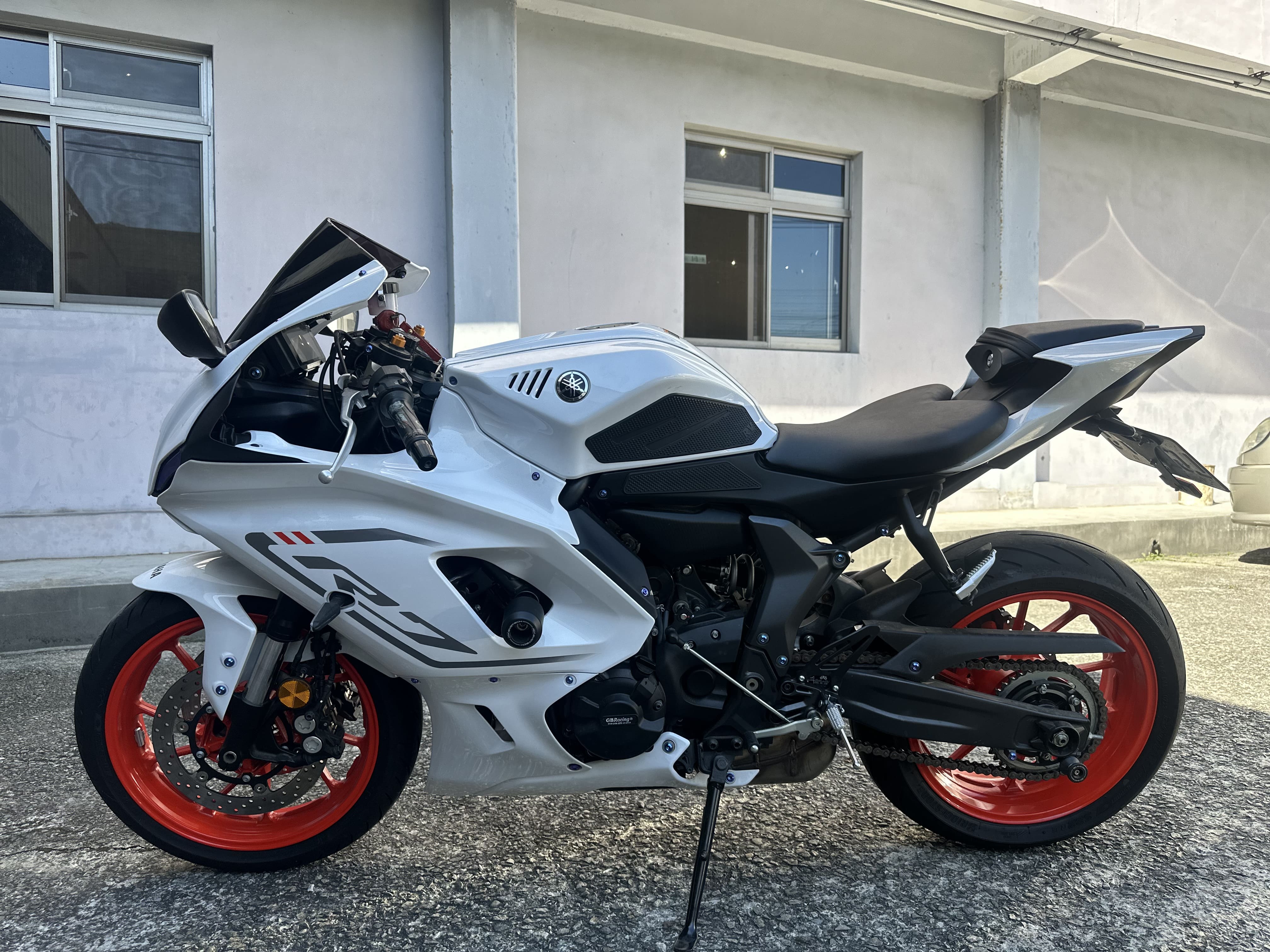 YAMAHA YZF-R7 - 中古/二手車出售中 2023年 YAMAHA YZF-R7/0元交車/分期貸款/車換車/線上賞車/到府交車 | 翊帆國際重車