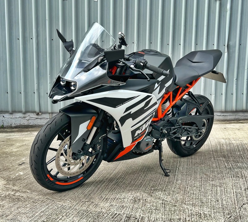 KTM RC390 - 中古/二手車出售中 2020年 RC390 YRFactory中段鈦排氣管、ENLINT腳踏後移(改反打) 多樣改裝 無摔 無事故 阿宏大型重機買賣 | 阿宏大型重機買賣