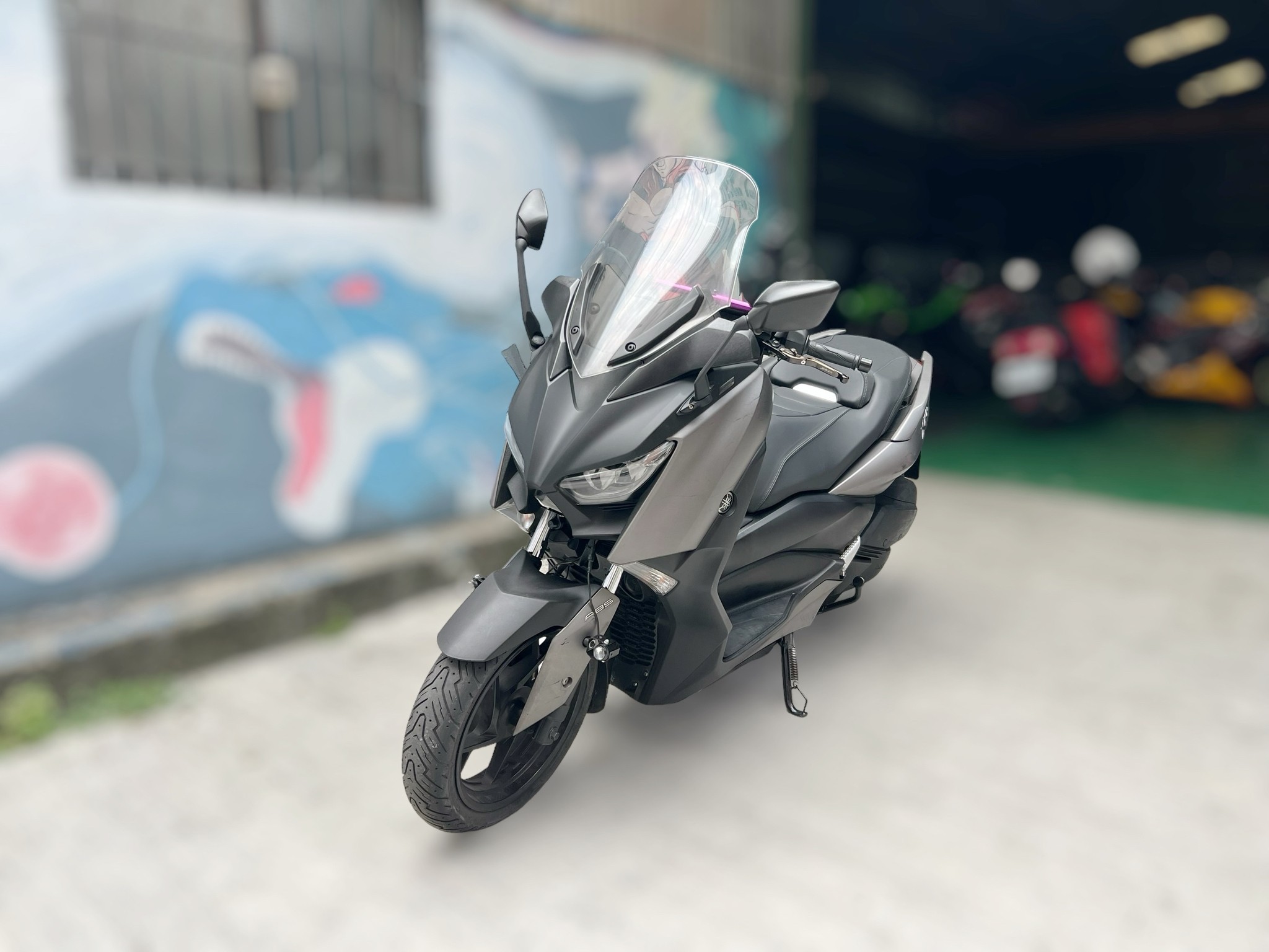 YAMAHA X-MAX 300 - 中古/二手車出售中 YAMAHA XMAX300 ABS TCS   協助分期、託運、換車補貼、代償結清 Line ID:@q0984380388 | 小菜輕重機