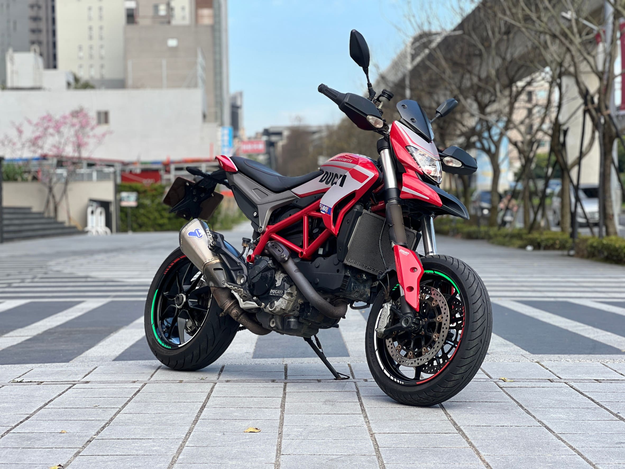 DUCATI HYPERMOTARD821 - 中古/二手車出售中 2014年 DUCATI Hypermotard 821/0元交車/分期貸款/車換車/線上賞車/到府交車 | 翊帆國際重車