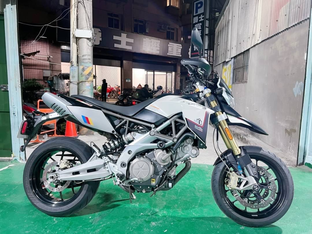 【小菜輕重機】Aprilia dorsoduro - 「Webike-摩托車市」 Aprilia Dorsoduro 750 可分期全額 可清償換購 可車換車 LINE:@q0984380388