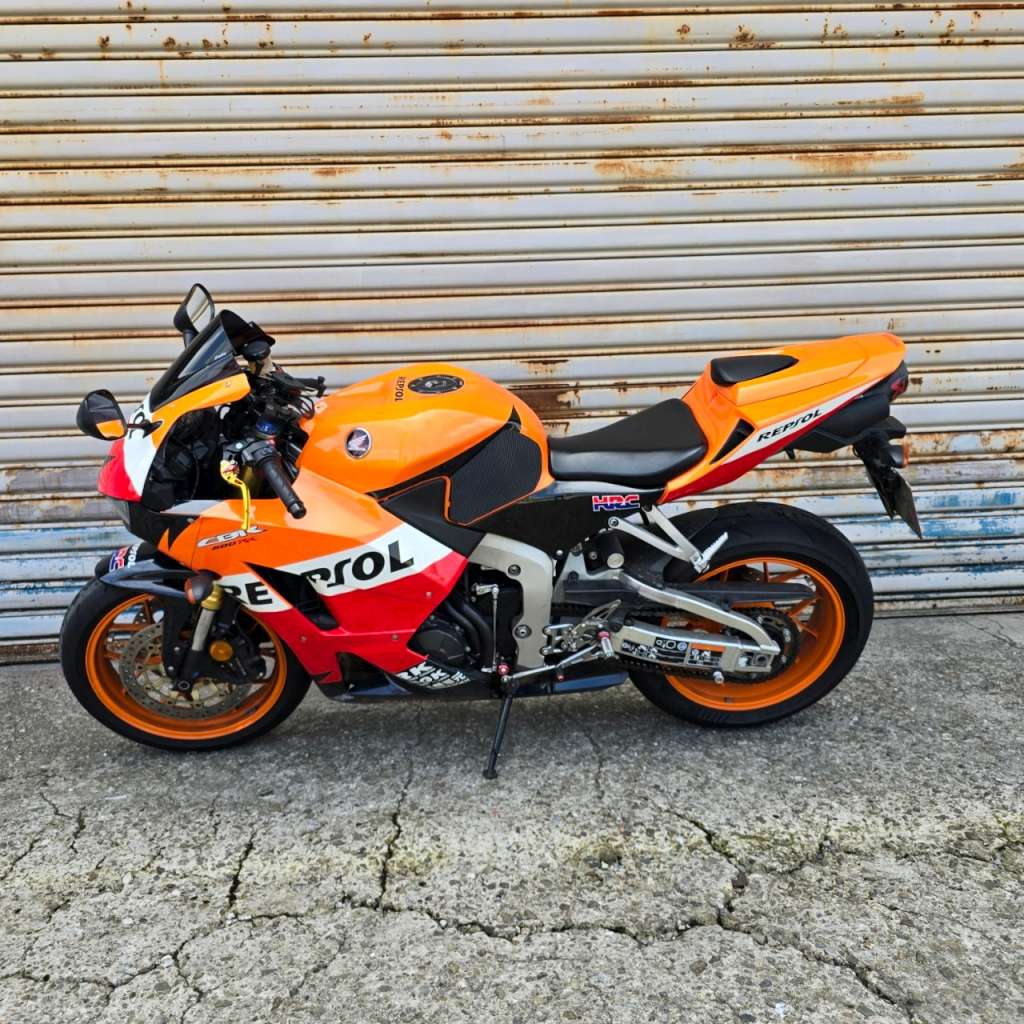 HONDA CBR600RR - 中古/二手車出售中 2014年HONDA CBR600RR  | 個人自售