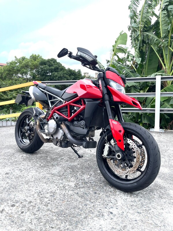 DUCATI HYPERMOTARD 950 - 中古/二手車出售中 2020年DUCATI HYPERMOTARD 950 公司車 可分期 換車 貸款 全台送車到府服務 | 老闆叫我來賣車