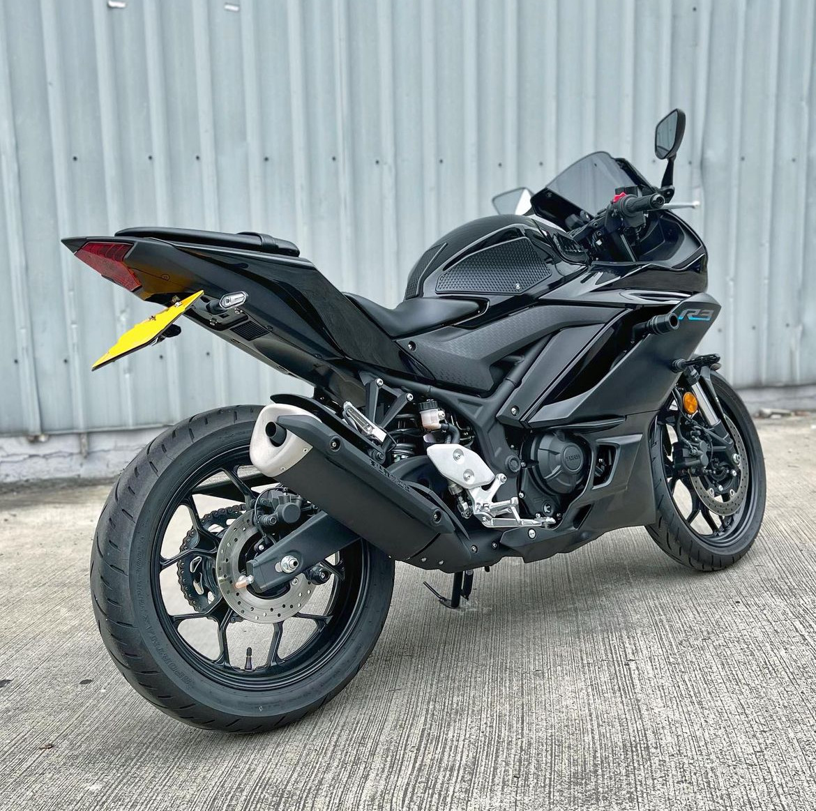 YAMAHA YZF-R3 - 中古/二手車出售中 2022年 R3 基本改 黑色系 阿宏大型重機買賣 | 阿宏大型重機買賣