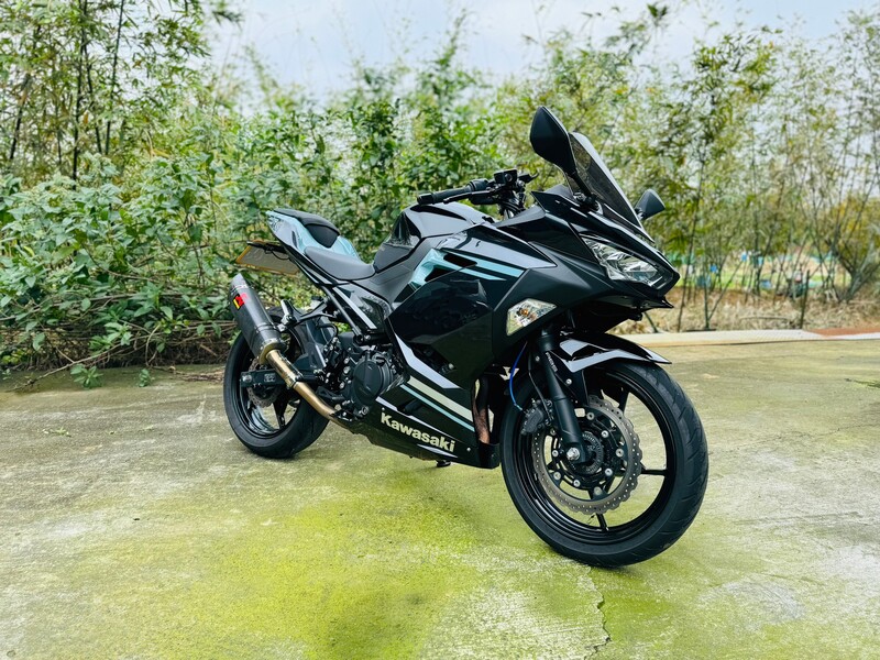 KAWASAKI NINJA400 - 中古/二手車出售中 Kawasaki Ninja 400 低月付輕鬆圓夢 改裝正蠍子管 | 摩托販