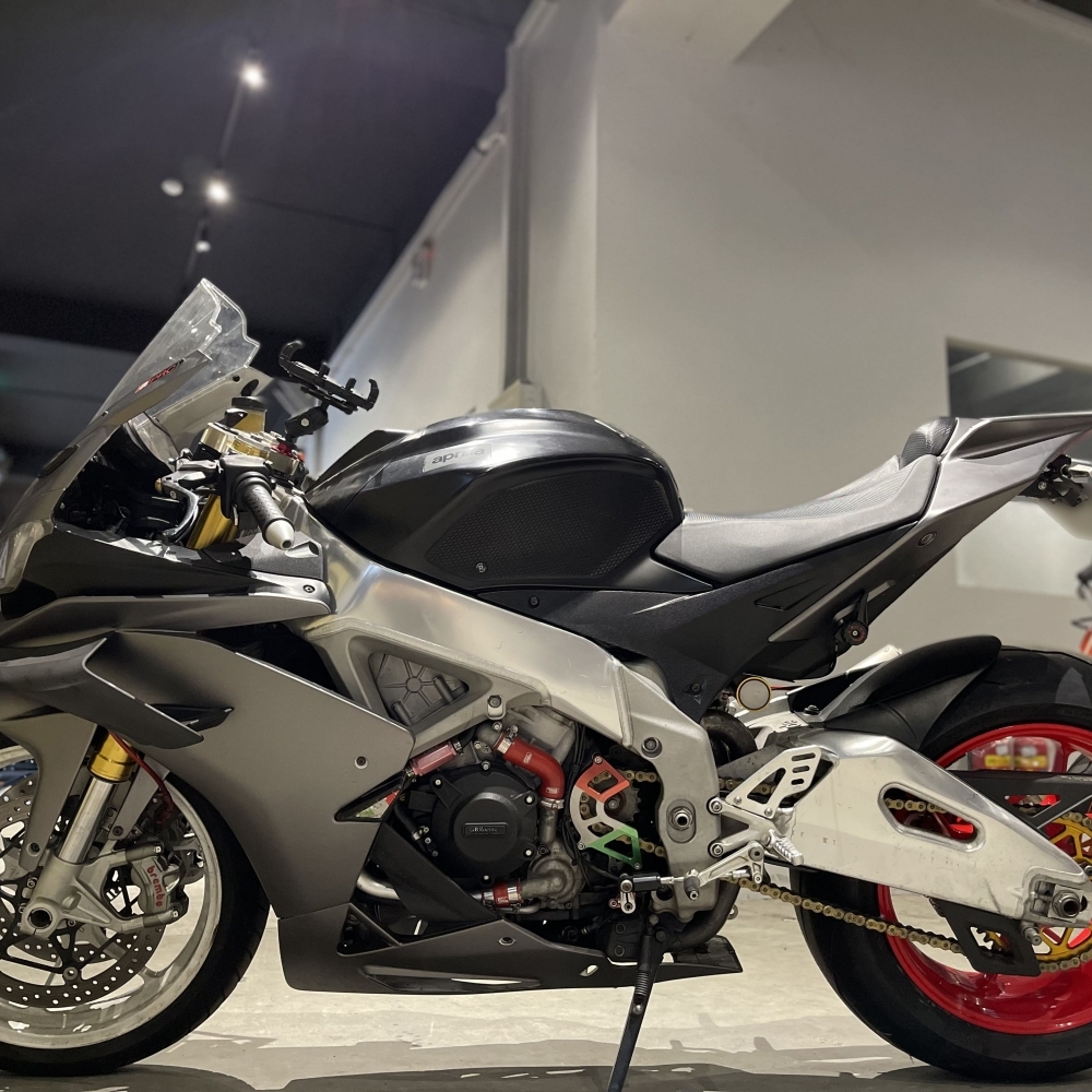 APRILIA RSV4 - 中古/二手車出售中 【2013 APRILIA RSV4】 | 翊帆重車阿凱