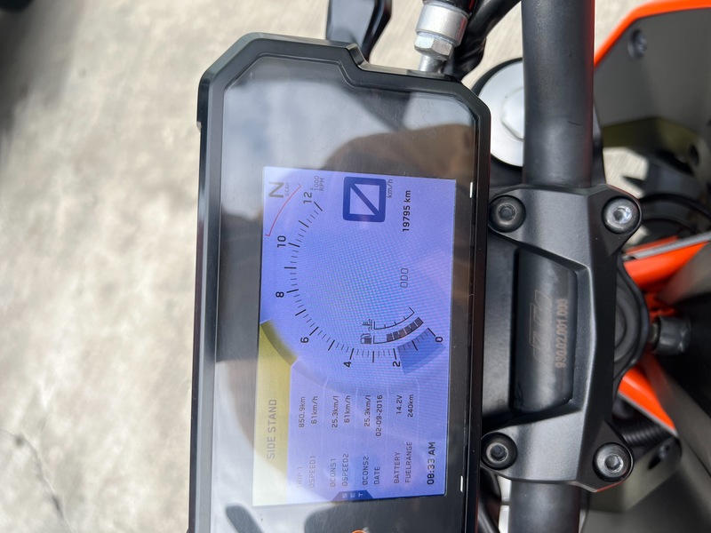 KTM 390DUKE - 中古/二手車出售中 2017年 DUKE390 超多改裝 白牌價格 輕鬆入手黃牌 | 阿宏大型重機買賣