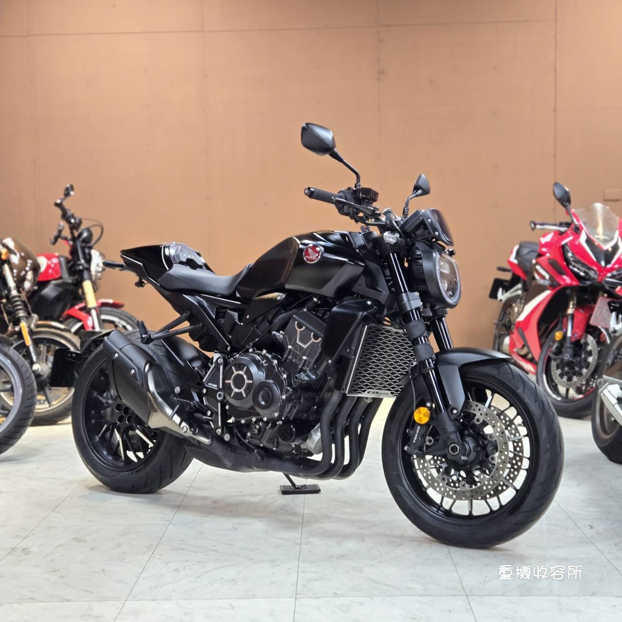 【個人自售】HONDA CB1000R - 「Webike-摩托車市」 2022 HONDA CB1000 R+