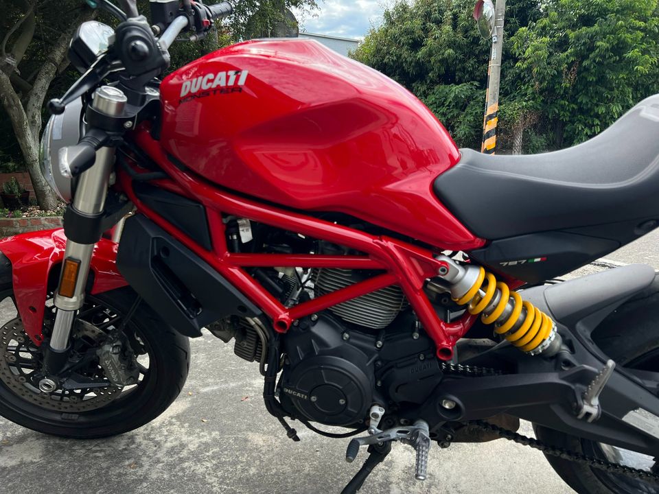 DUCATI MONSTER 797 - 中古/二手車出售中  2018 Ducati monster 797 經典雙缸！進入杜卡迪世界的最佳選擇! | 繪馬輕重型機車