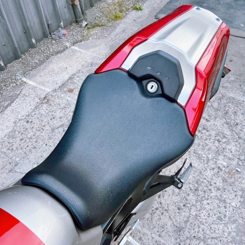 HONDA CB1000R (2018-) - 中古/二手車出售中 CB1000R HONDA 2018 紅牌街車 | 飛翔國際