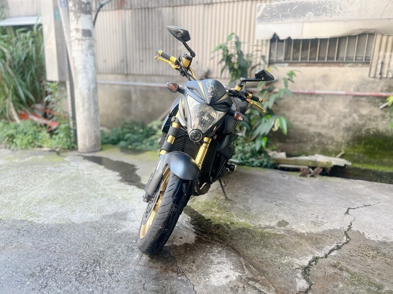 HONDA CB1000R - 中古/二手車出售中 HONDA CB1000R  協助分期、託運、換車補貼、代償結清 Line ID:@q0984380388 | 小菜輕重機