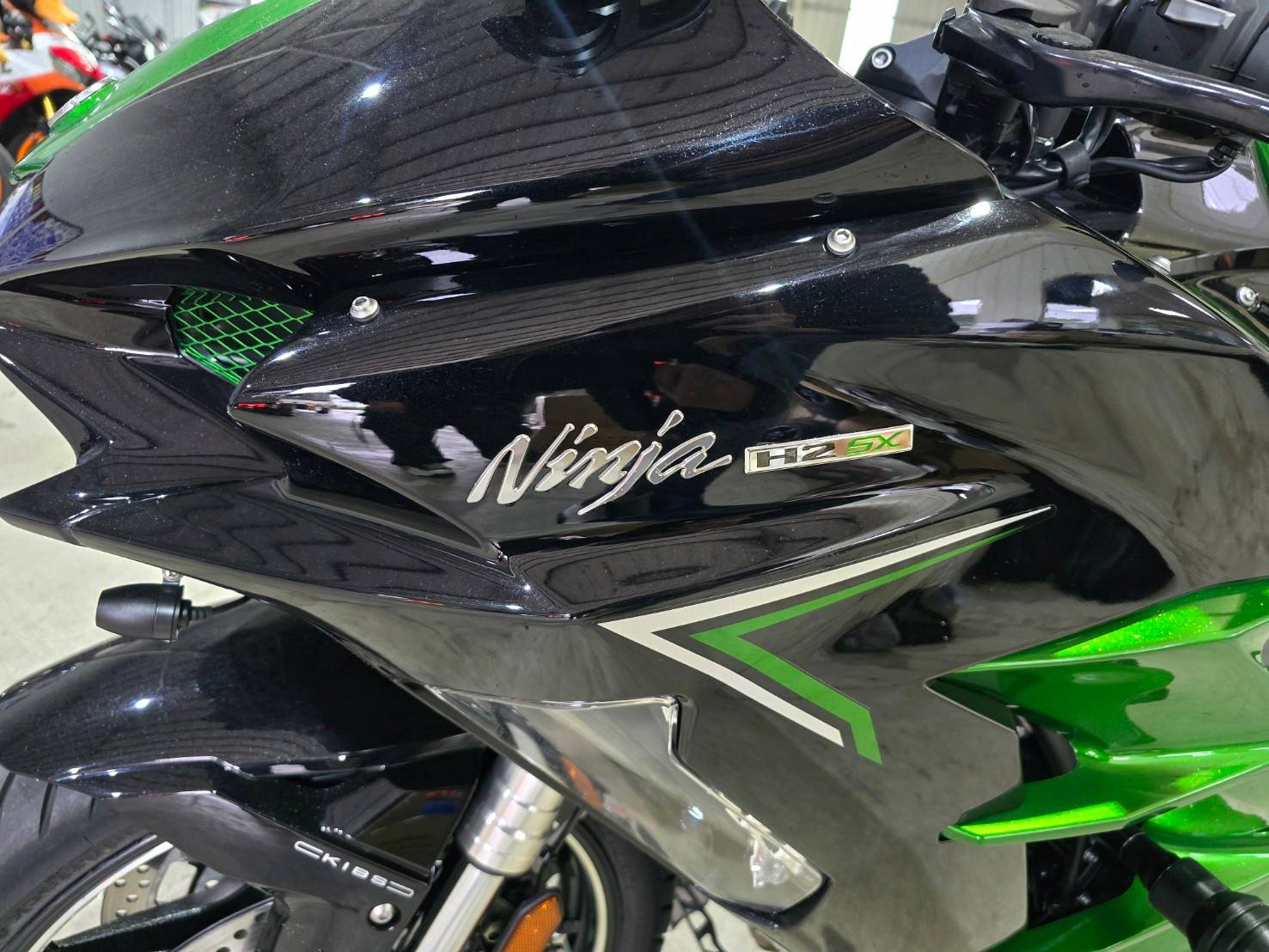 KAWASAKI Ninja H2 SX - 中古/二手車出售中 [出售] 2023年 KAWASAKI  H2SX HE 頂規 新款 保固中 | 老爹重機