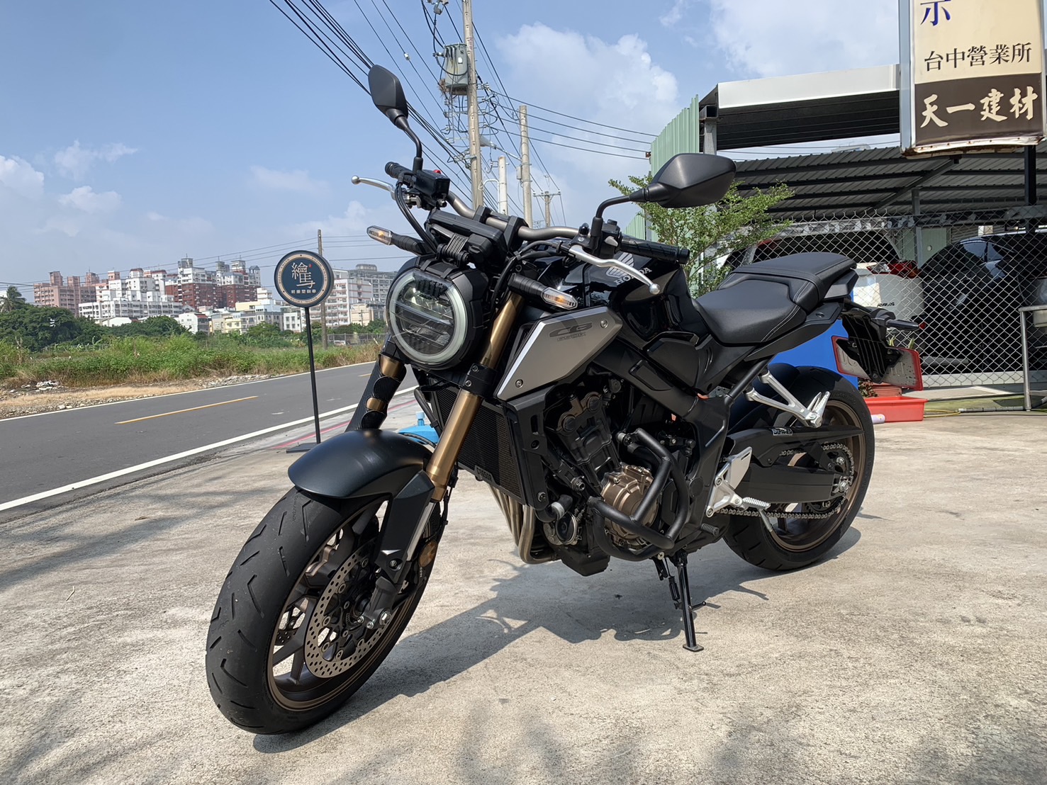 【繪馬輕重型機車】HONDA CB650R - 「Webike-摩托車市」