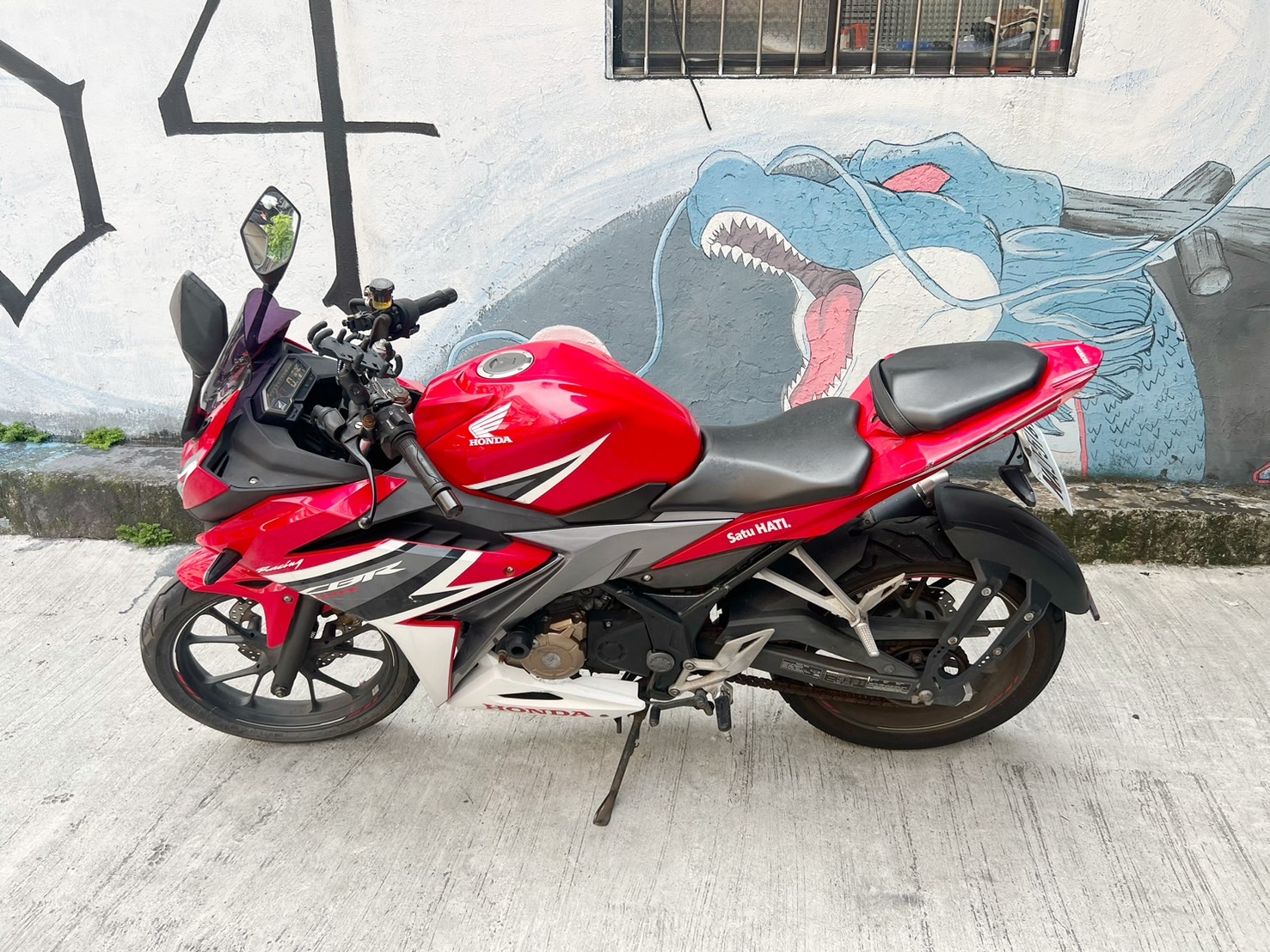 HONDA CBR150R - 中古/二手車出售中 HONDA CBR150R  | 大蔡