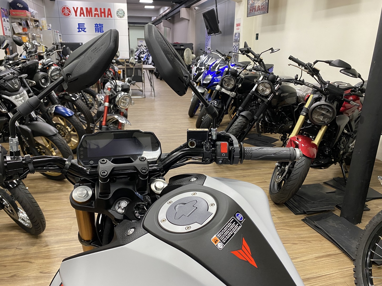 YAMAHA MT-15新車出售中 【新竹長龍車業】YAMAHA 山葉 2024 全新 MT-15 V2 TCS | 新竹長龍車業行