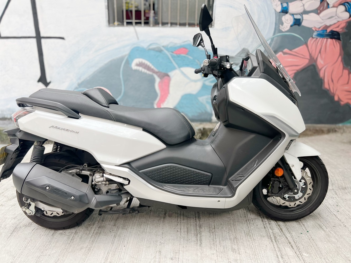 【大蔡】三陽 MAXSYM 400 - 「Webike-摩托車市」 SYM Maxsym 400