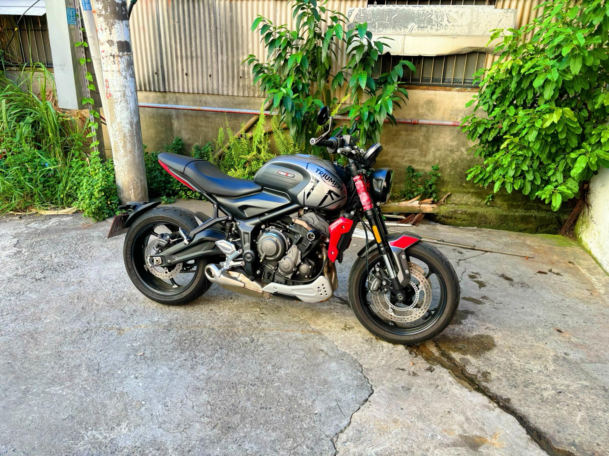 TRIUMPH  TRIDENT660 - 中古/二手車出售中 TRIUMPH TRIDENT660 | 個人自售