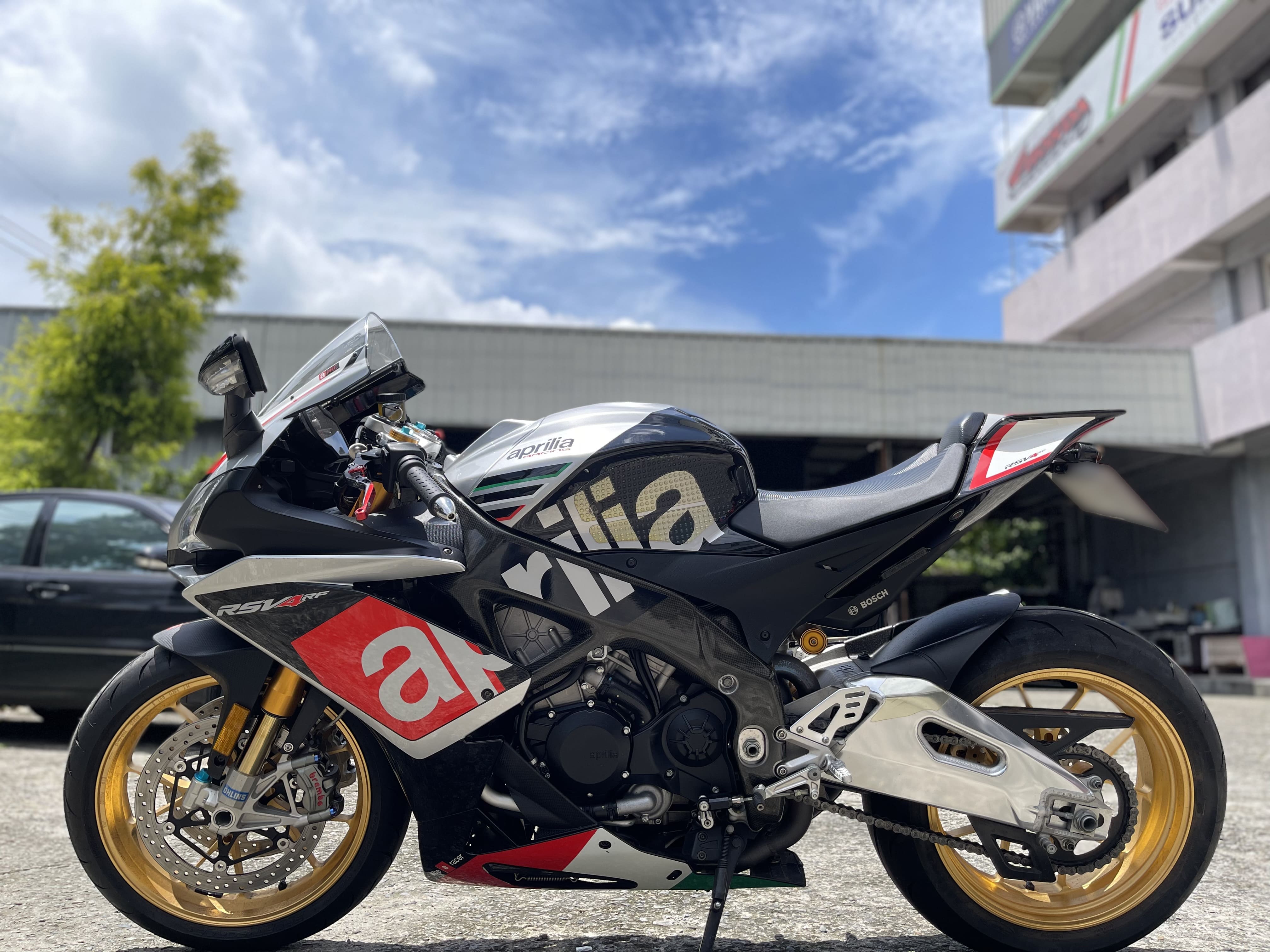 APRILIA RSV4 - 中古/二手車出售中 2016年 APRILIA RSV4/0元交車/分期貸款/車換車/線上賞車/到府交車 | 翊帆國際重車