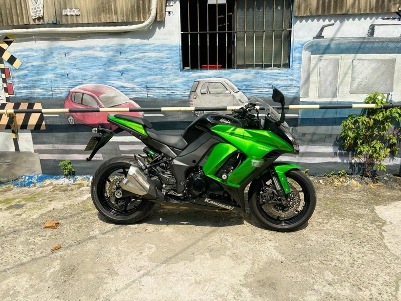 KAWASAKI Ninja 1000SX - 中古/二手車出售中 KAWASAKI Z1000SX | 個人自售