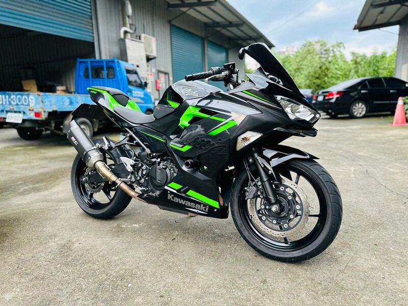 KAWASAKI NINJA400 - 中古/二手車出售中 Kawasaki Ninja 400 多樣改裝 | 摩托販