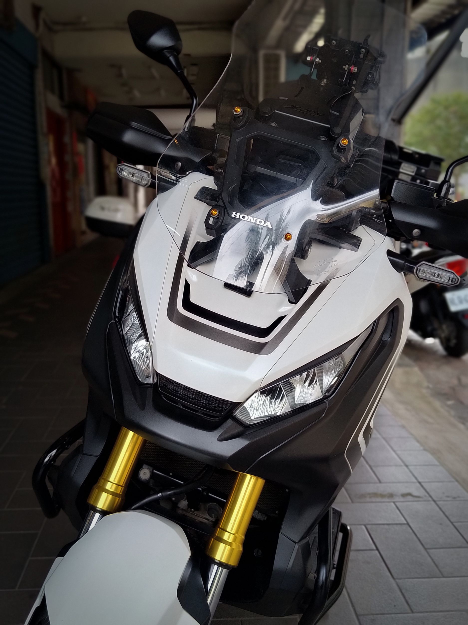 HONDA X-ADV - 中古/二手車出售中 X-ADV 750 ABS，總代理只跑22830km，車身無傷G模式 | 成蘆進口摩托車