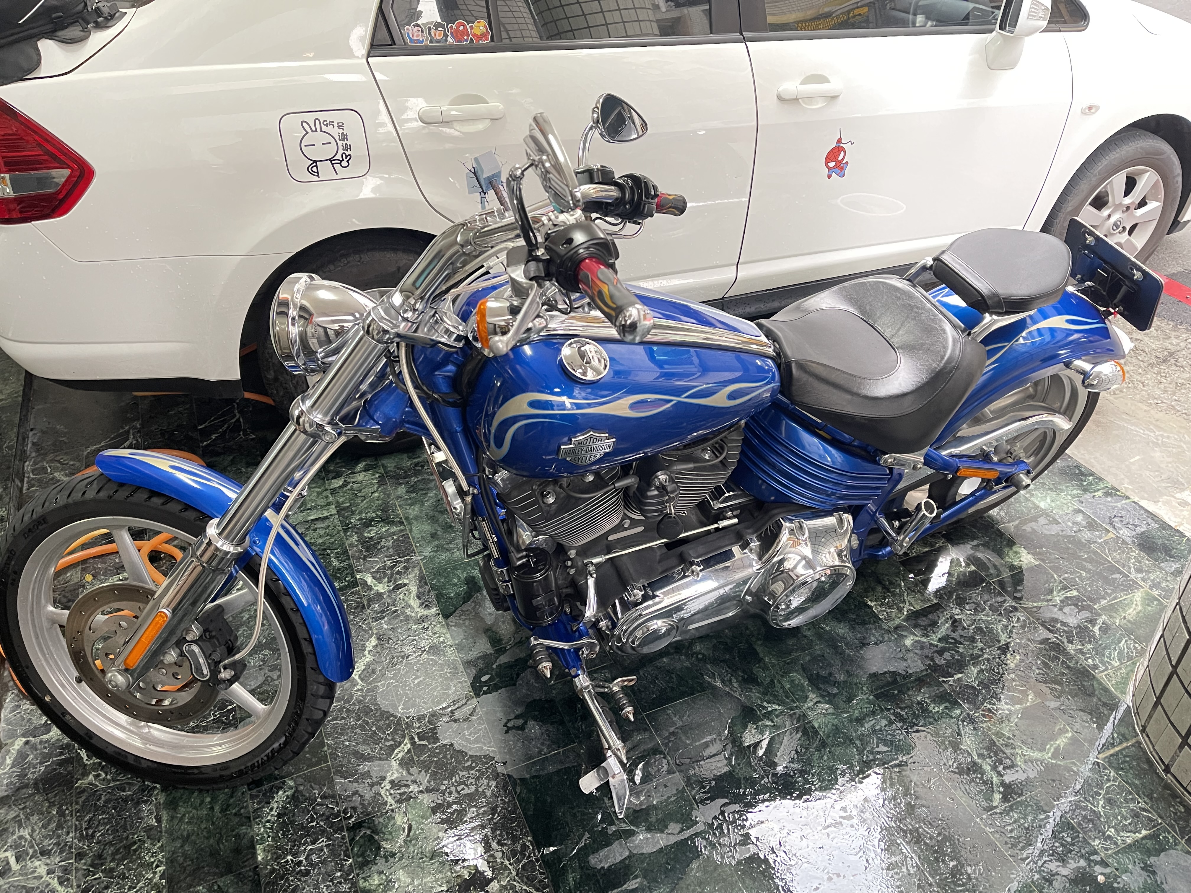 HARLEY-DAVIDSON FXCWC 1584 ROCKER C - 中古/二手車出售中 哈雷 Rocker C 藍色火焰經典限量款 2009 總代理 太古車 | 個人自售