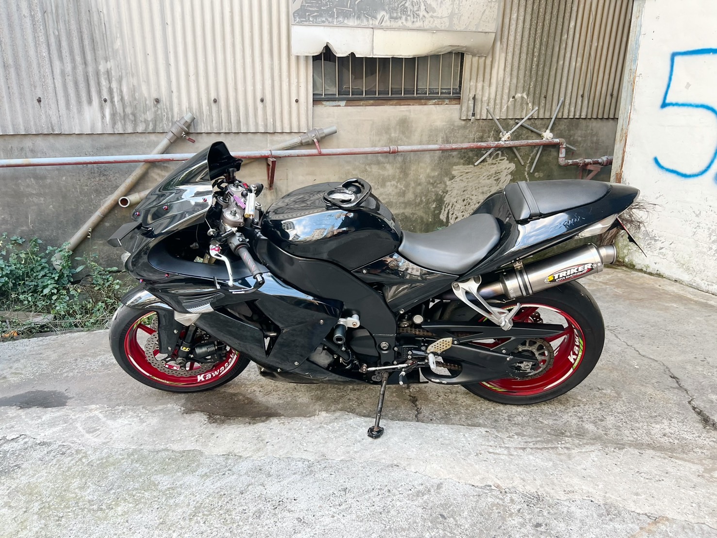 KAWASAKI NINJA ZX-10R - 中古/二手車出售中 Kawasaki ZX10R | 大蔡