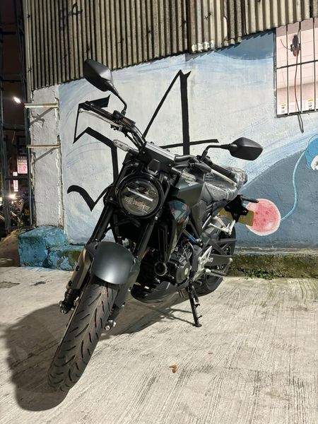 【個人自售】HONDA CB300R - 「Webike-摩托車市」 HONDA CB300R 有擋顯/滑離 台本車