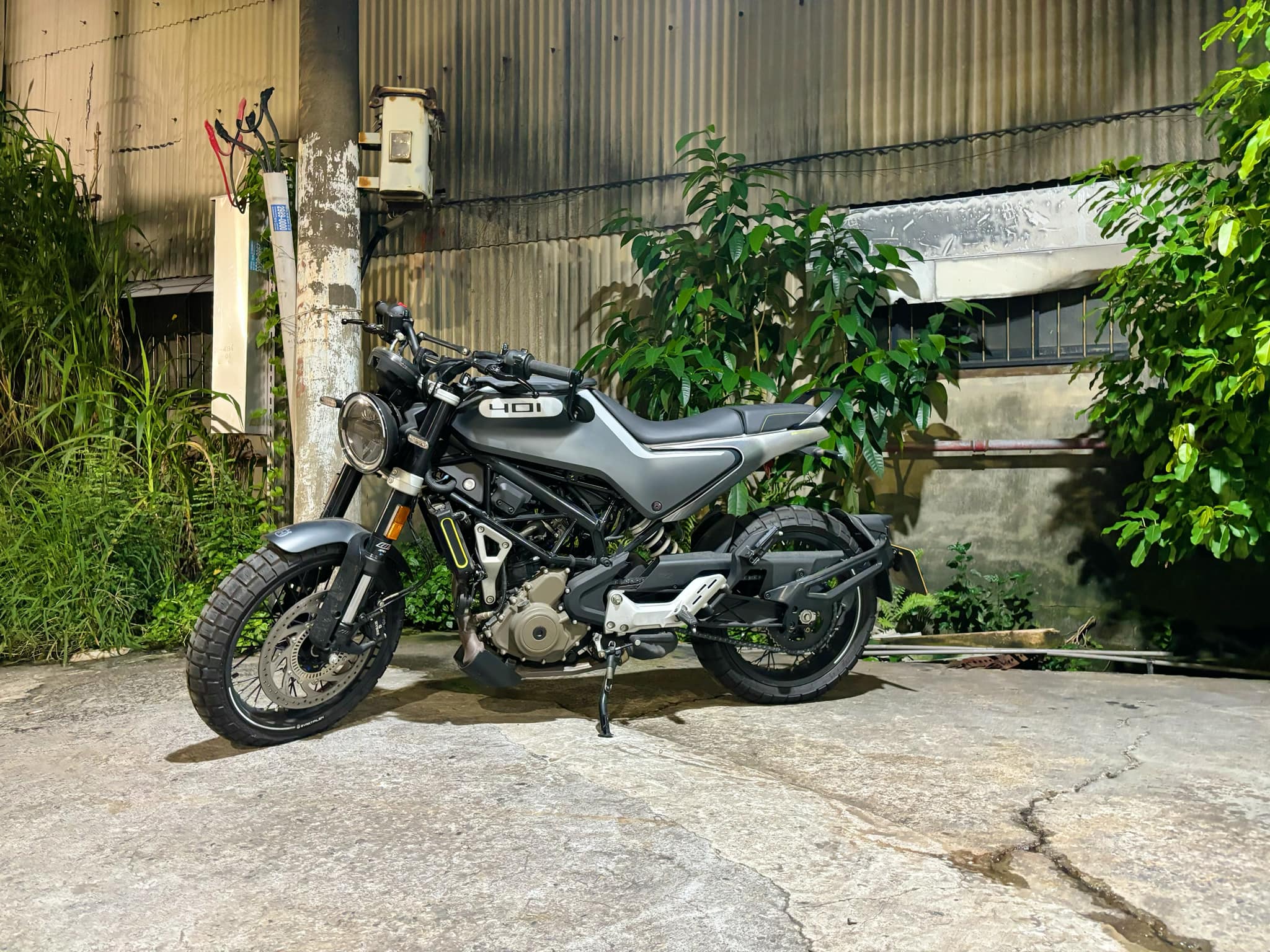 HUSQVARNA SVARTPILEN 401 - 中古/二手車出售中 HUSQVARNA SVARTPILEN 黑箭401 | 個人自售