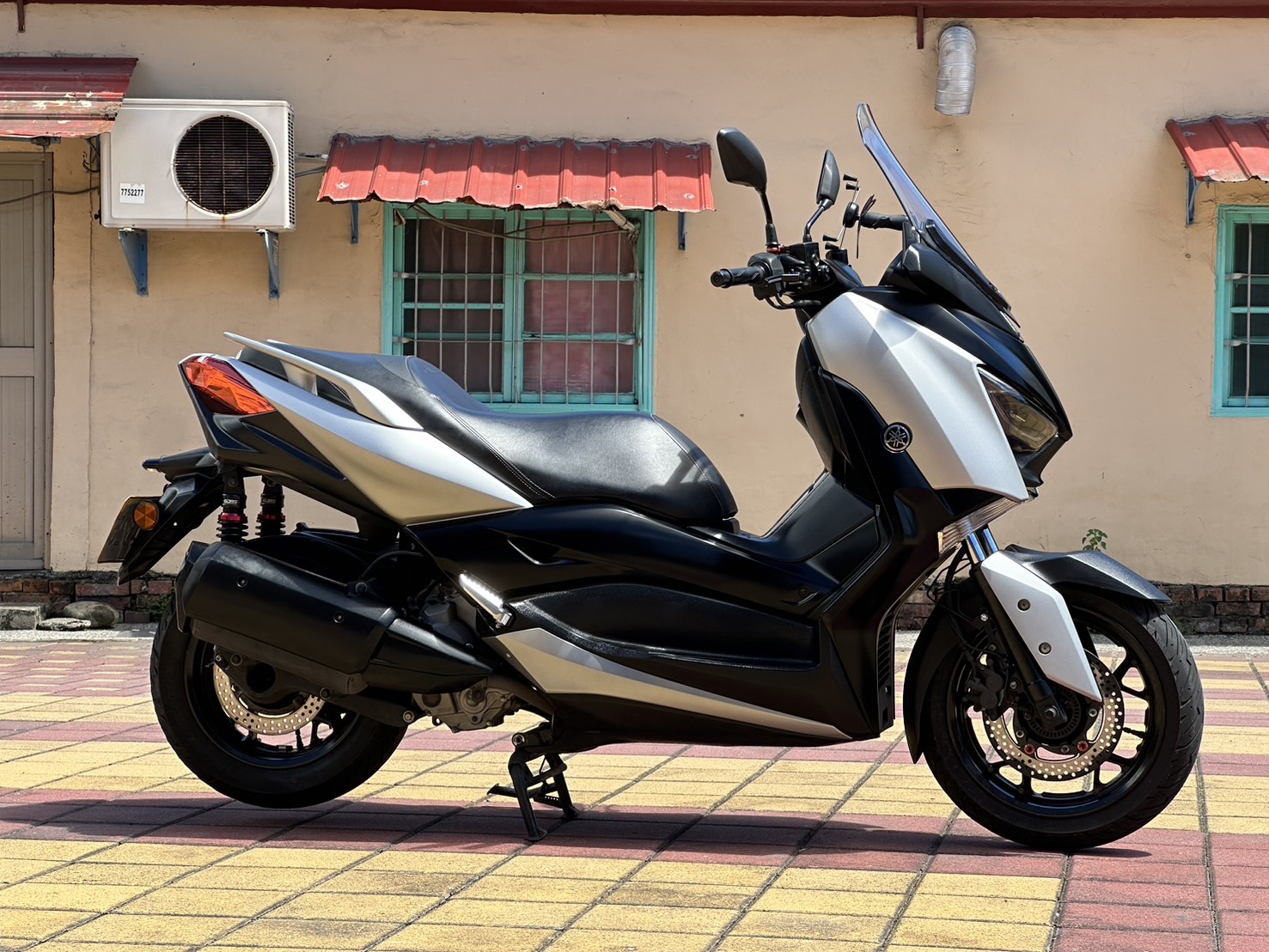 YAMAHA X-MAX 300 - 中古/二手車出售中 山葉XMax（後避震） | YSP 建興車業