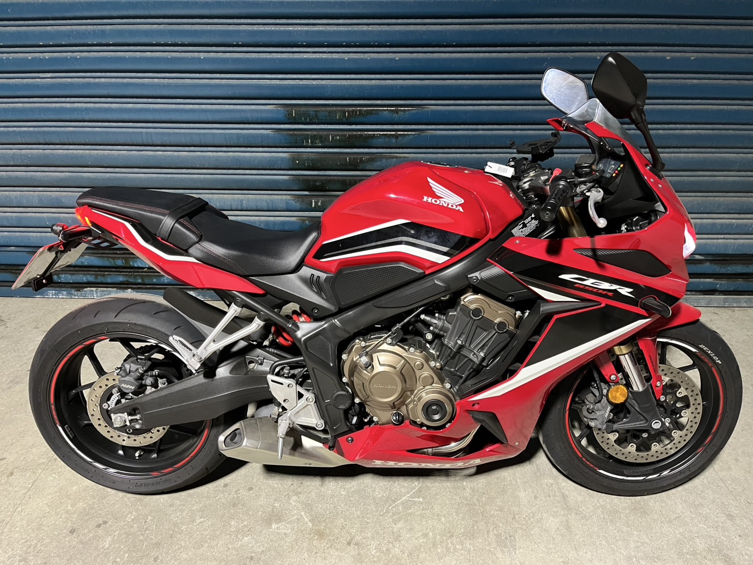 HONDA CBR650R - 中古/二手車出售中 總代理 CBR650R 1400公里 極新車 | 個人自售