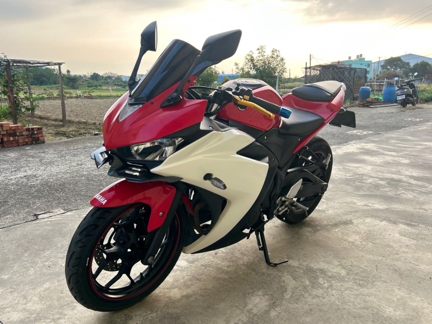 YAMAHA YZF-R3 - 中古/二手車出售中 2015年 YAMAHA YZF-R3 ABS/0元交車/分期貸款/車換車/線上賞車/到府交車 | 翊帆國際重車