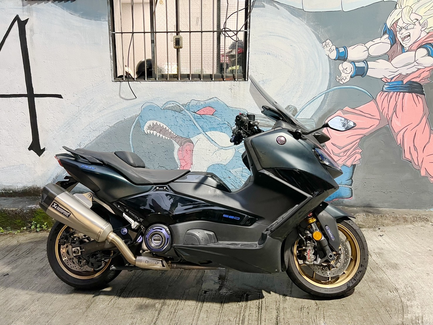 【大蔡】YAMAHA TMAX560 - 「Webike-摩托車市」 YAMAHA Tmax560二代