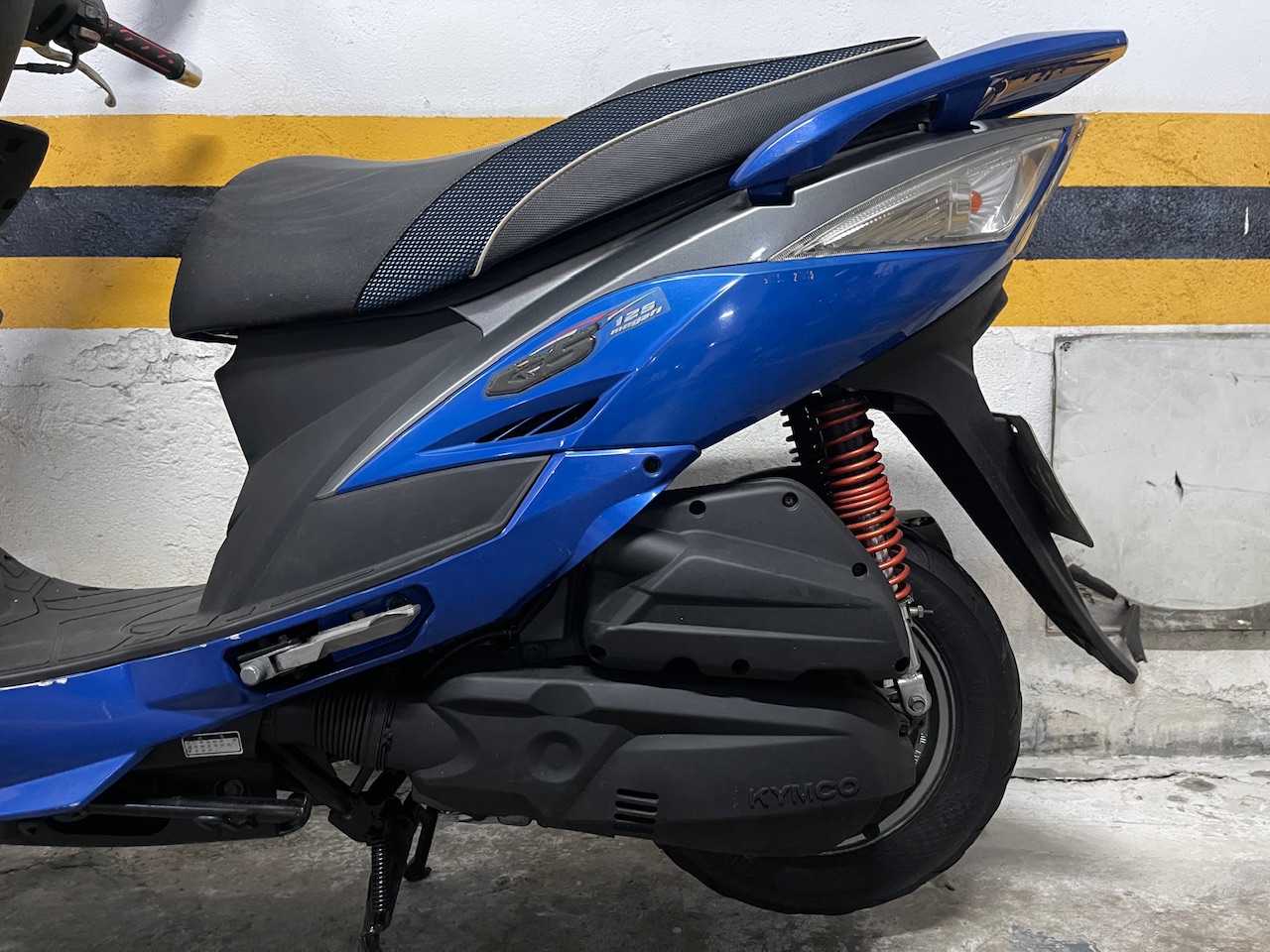 光陽 G5 125 - 中古/二手車出售中 賣代步光陽G5 125cc 2012年碟剎 車殼原廠無改裝，車況都正常，通勤、接送、外送代步車好車喔~ | 個人自售