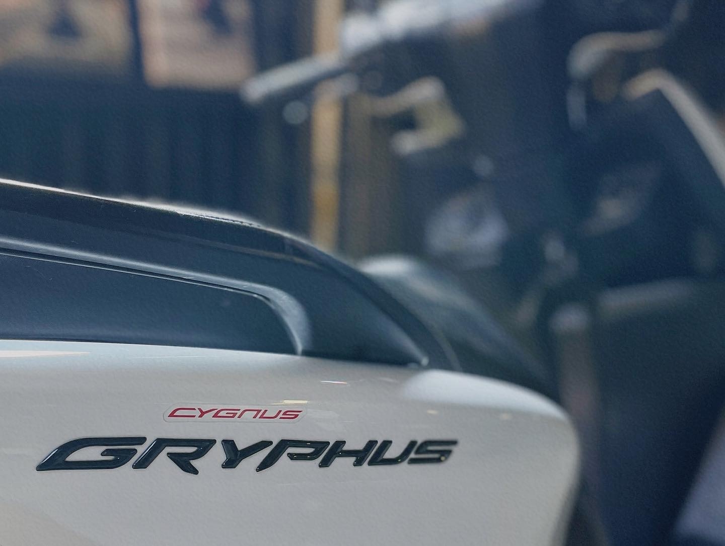 山葉 CYGNUS GRYPHUS - 中古/二手車出售中 2022 Yamaha 勁戰六代 車況好 有ABS | 繪馬重型機車股份有限公司