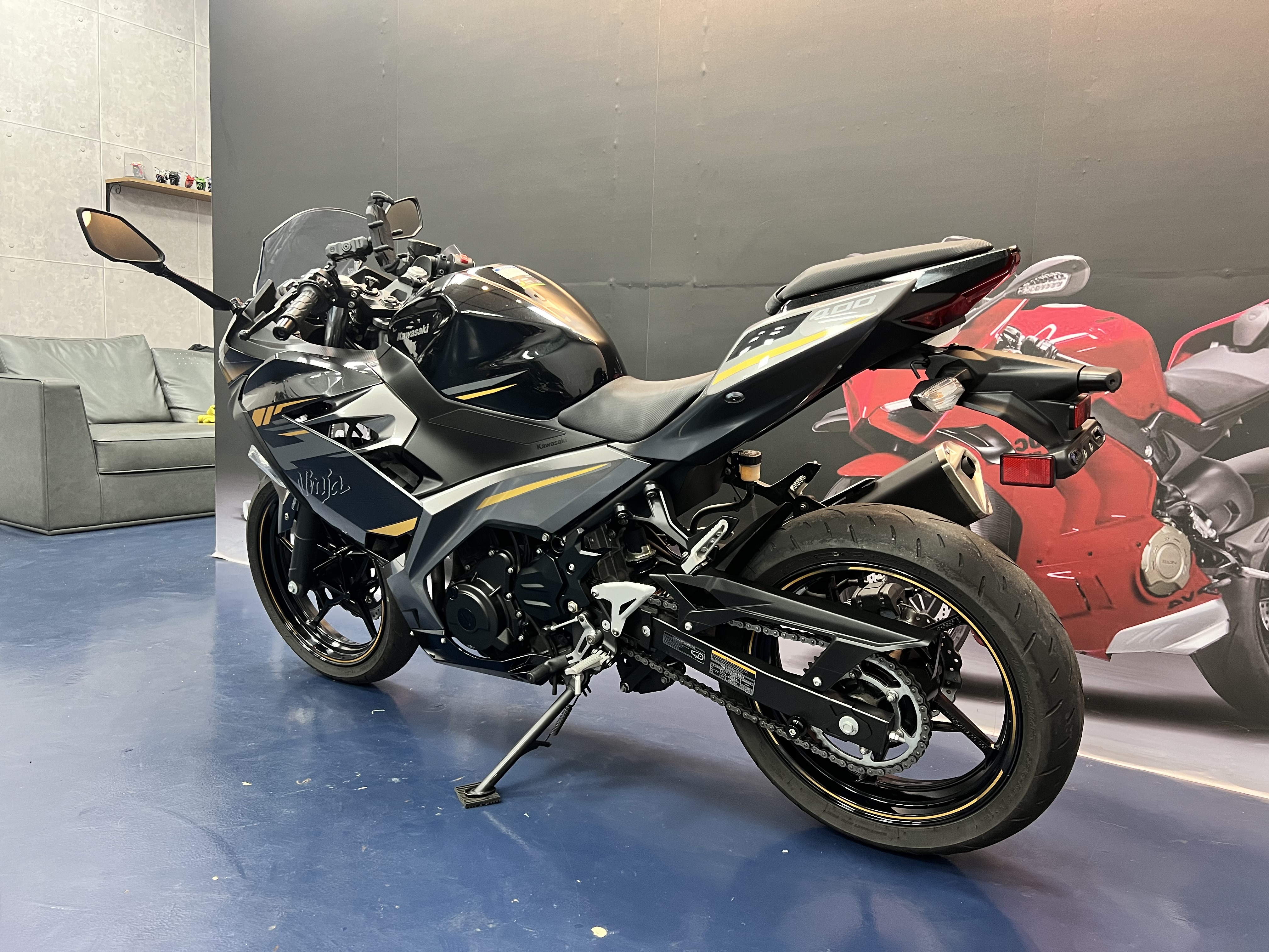 KAWASAKI NINJA400 - 中古/二手車出售中 2021 Kawasaki Ninja400（22式） | 哈斯重機