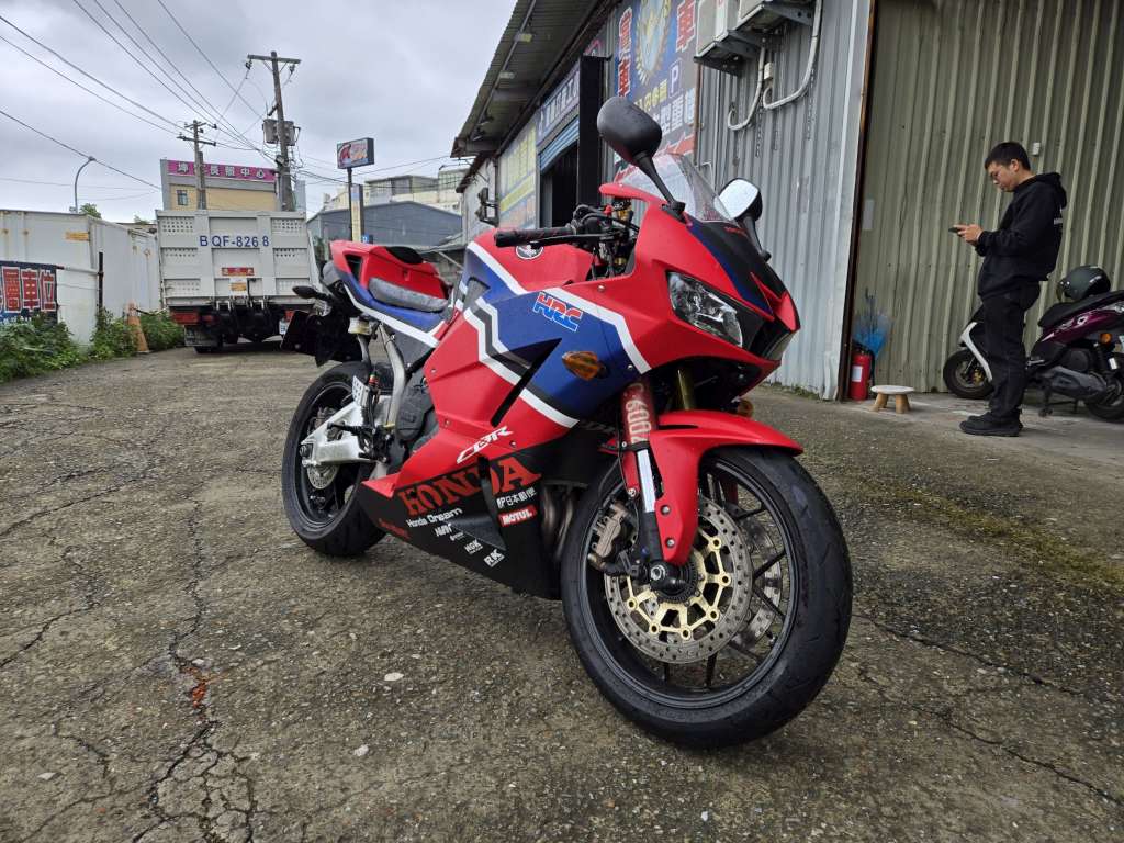 HONDA CBR600RR - 中古/二手車出售中 [出售] 2016年 HONDA CBR600RR ABS | 老爹重機