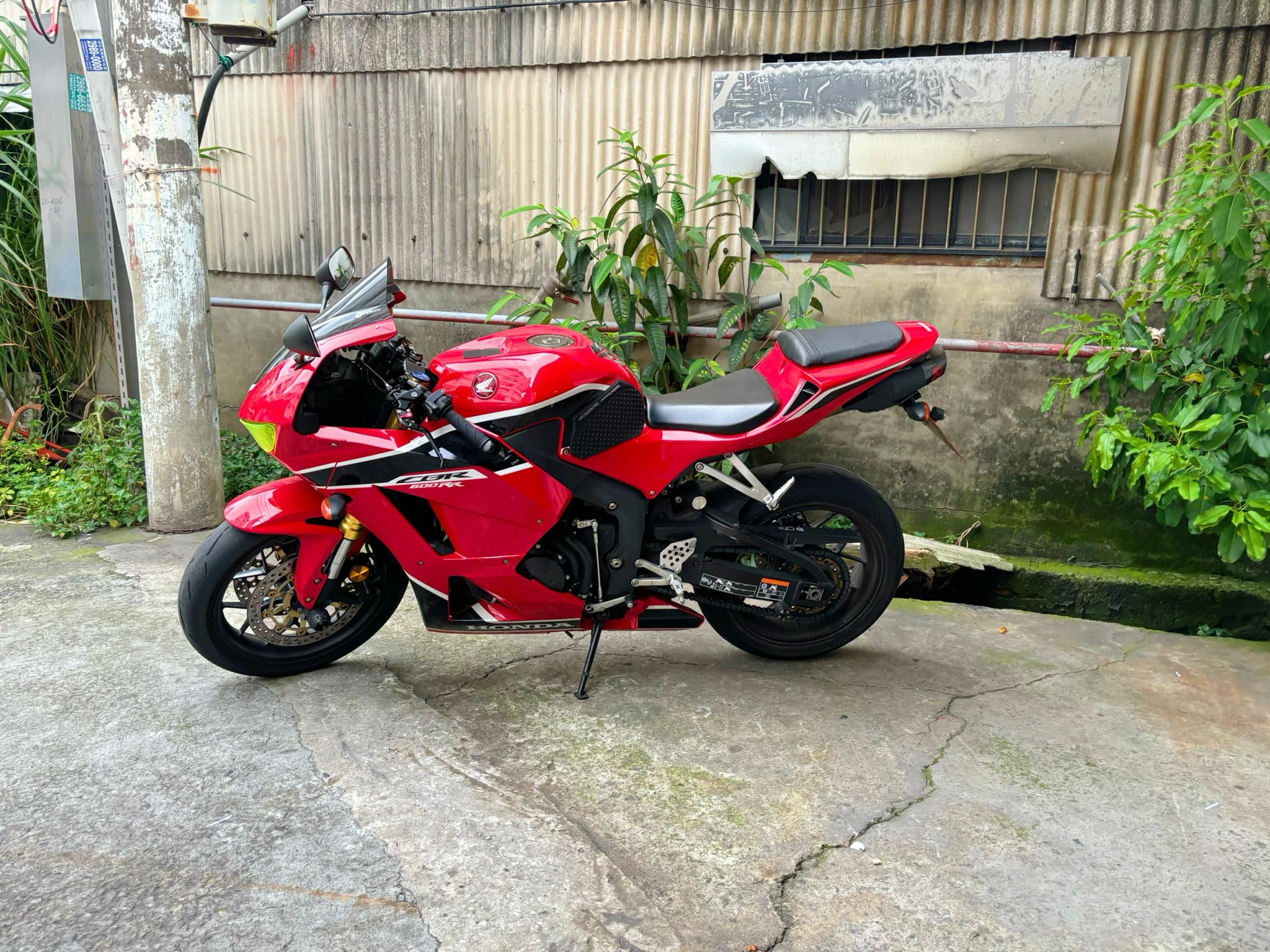 HONDA CBR600RR - 中古/二手車出售中 HONDA CBR600RR | 個人自售