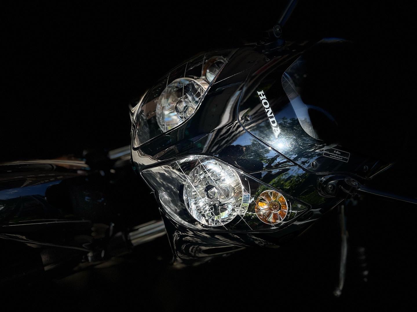 【小資族二手重機買賣】HONDA CBR150R - 「Webike-摩托車市」 全指針儀錶 經典換舊 小資族二手重機買賣