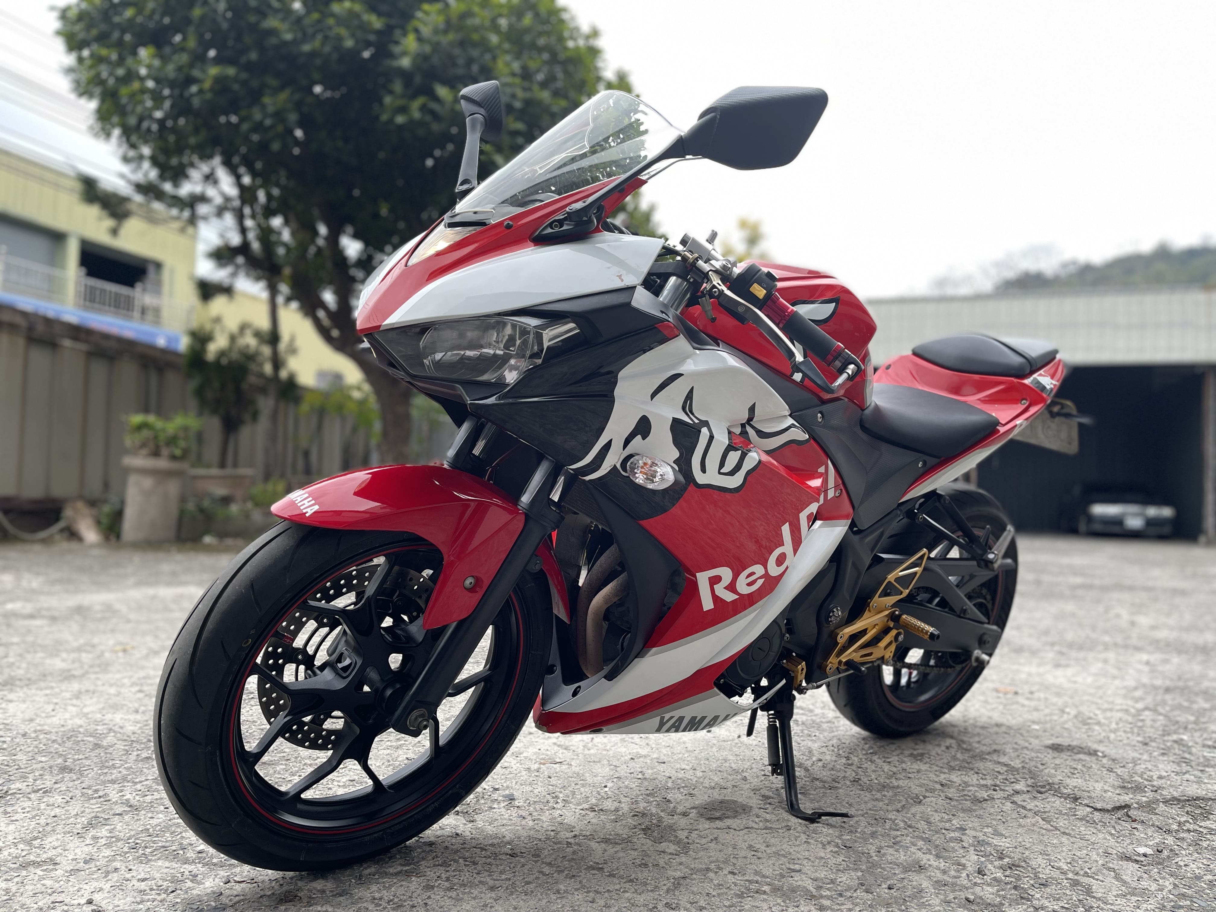 YAMAHA YZF-R3 - 中古/二手車出售中 2015年 YAMAHA YZF-R3/0元交車/分期貸款/車換車/線上賞車/到府交車 | 翊帆國際重車