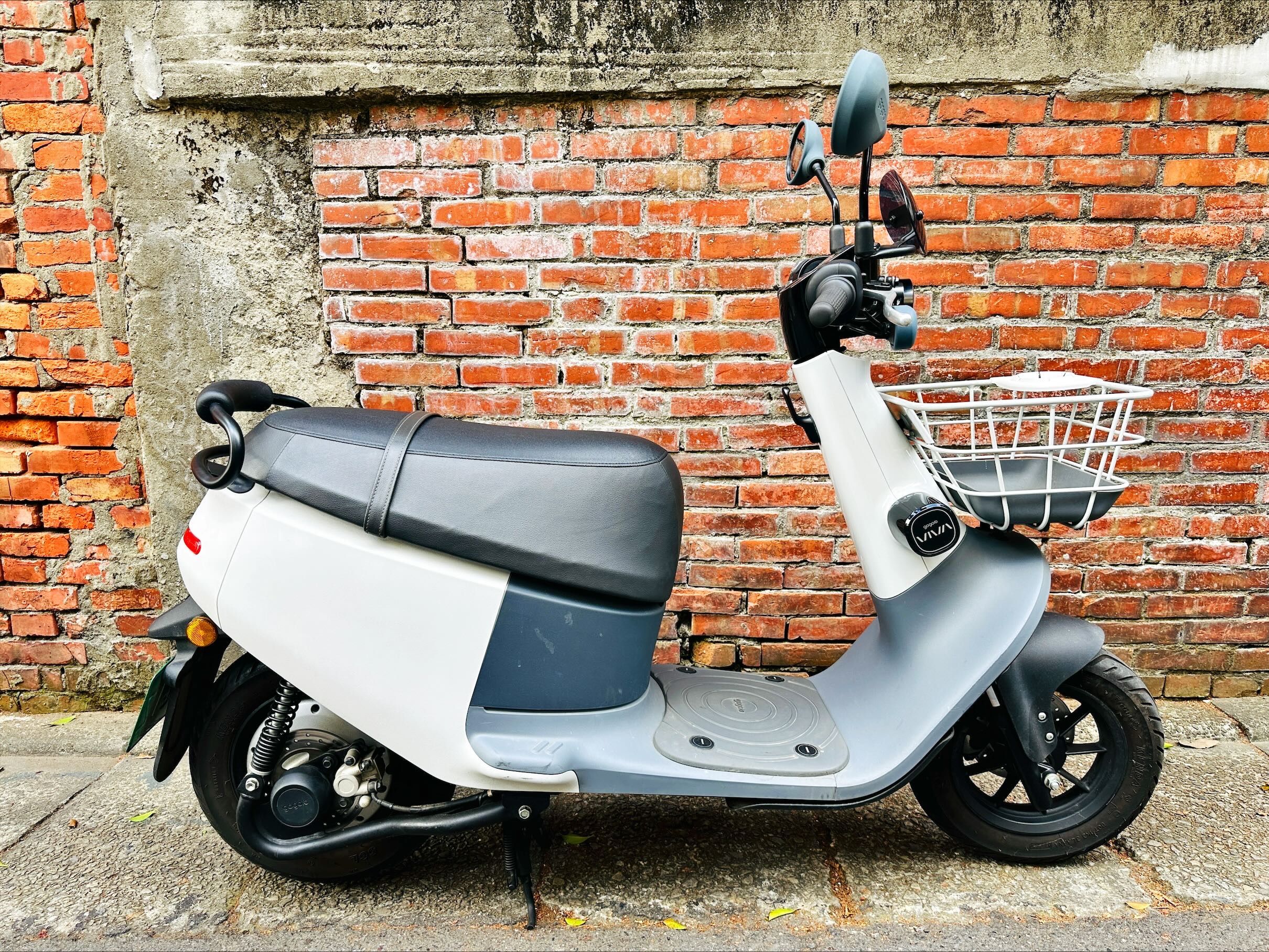 Gogoro viva - 中古/二手車出售中 睿能 Gogoro VIVA 2020 綠牌 50cc 綠牌 電動車 超新 才騎2千多 | 輪泰車業