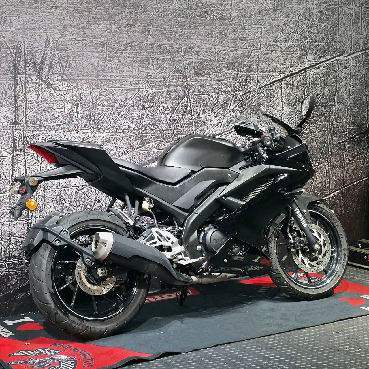 YAMAHA YZF-R15 - 中古/二手車出售中 2020年 YAMAHA YZF-R15/0元交車/分期貸款/車換車/線上賞車/到府交車 | 翊帆國際重車