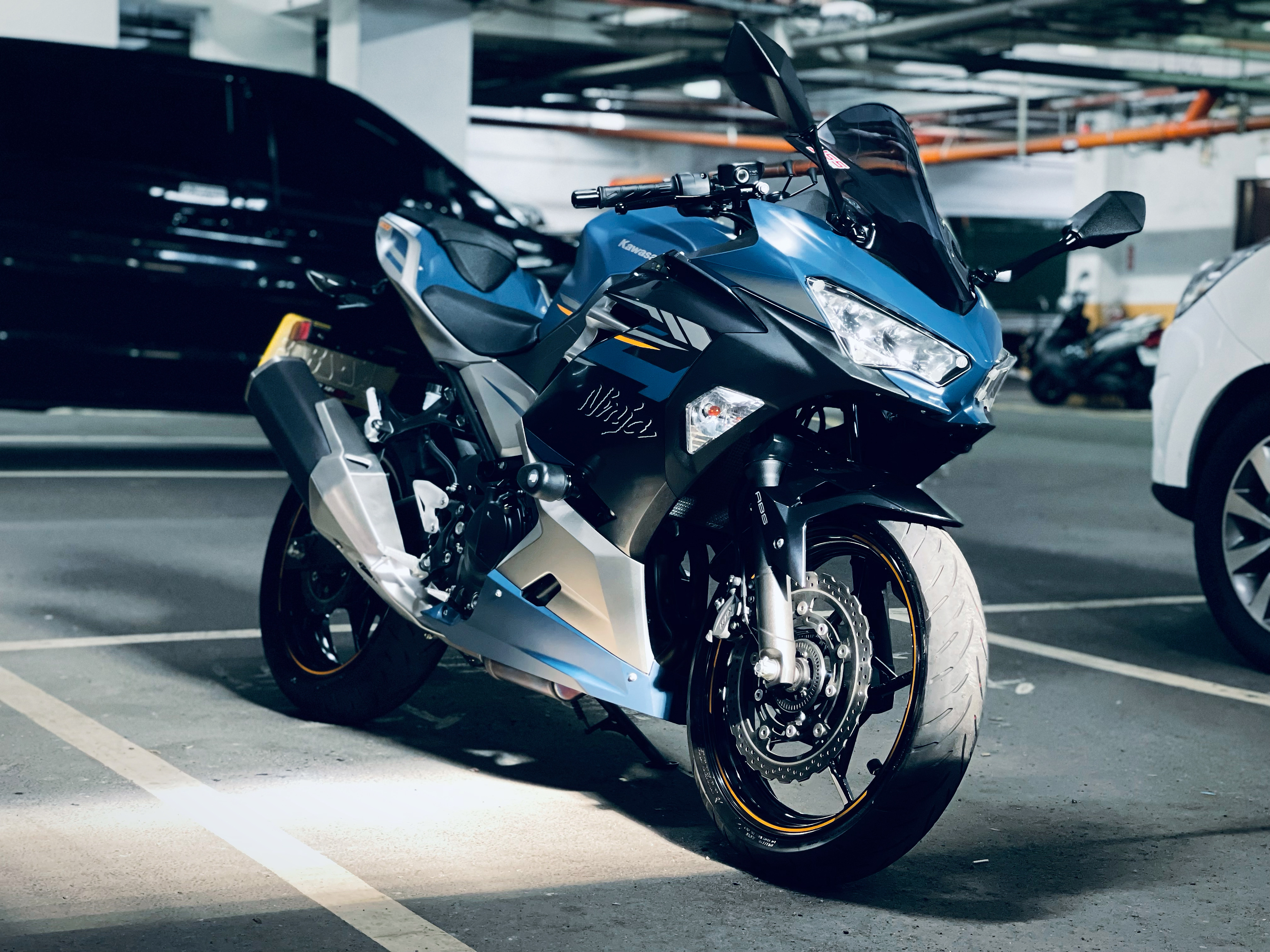 【個人自售】KAWASAKI NINJA400 - 「Webike-摩托車市」 2023年 / 大型重機 / 重機 / KAWASAKI / ninja 400 / 忍者400 / 暮光藍【極新】