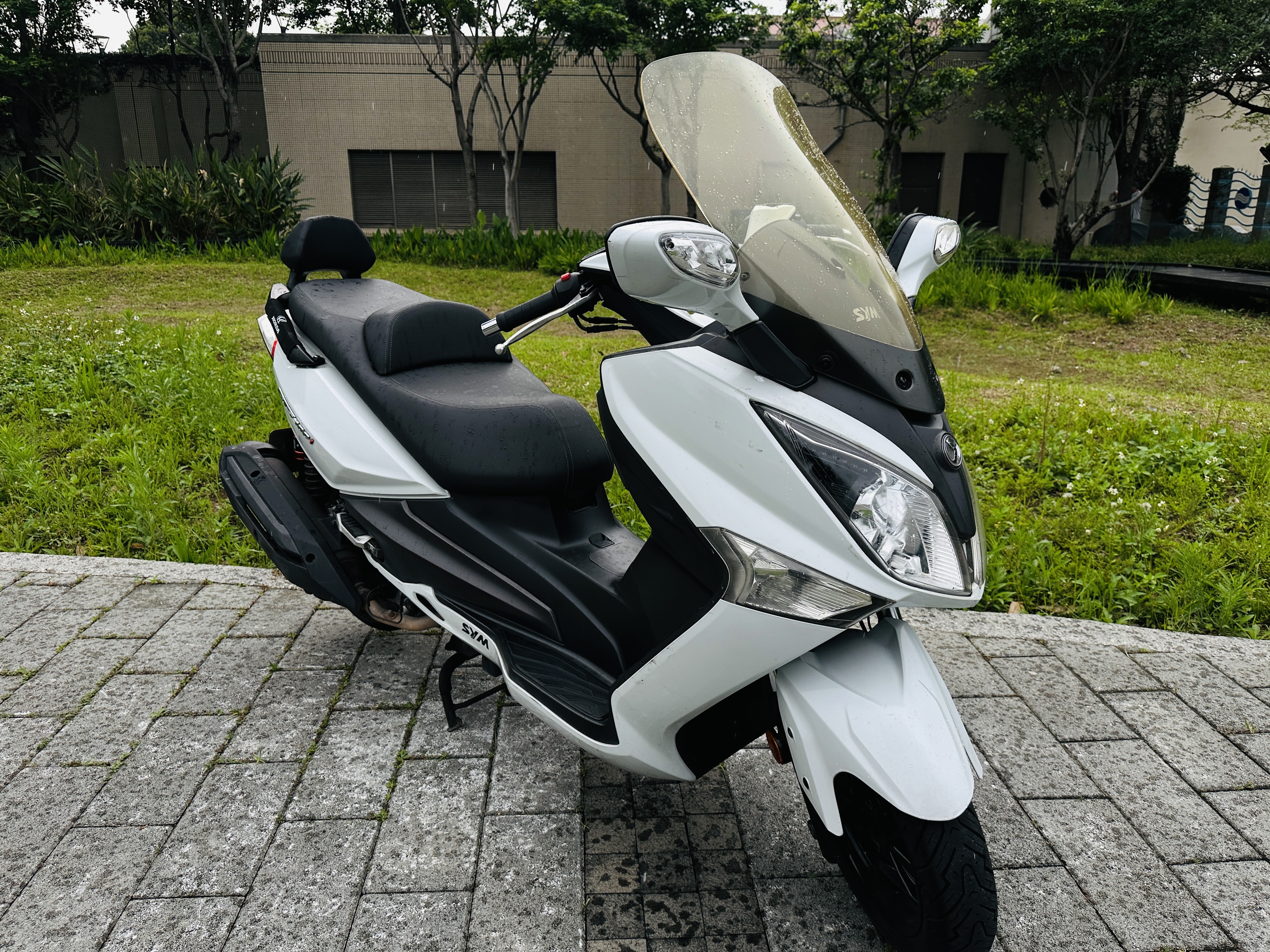 【輪泰車業】三陽 GTS 300i - 「Webike-摩托車市」 SYM 三陽 GTS300i 2013