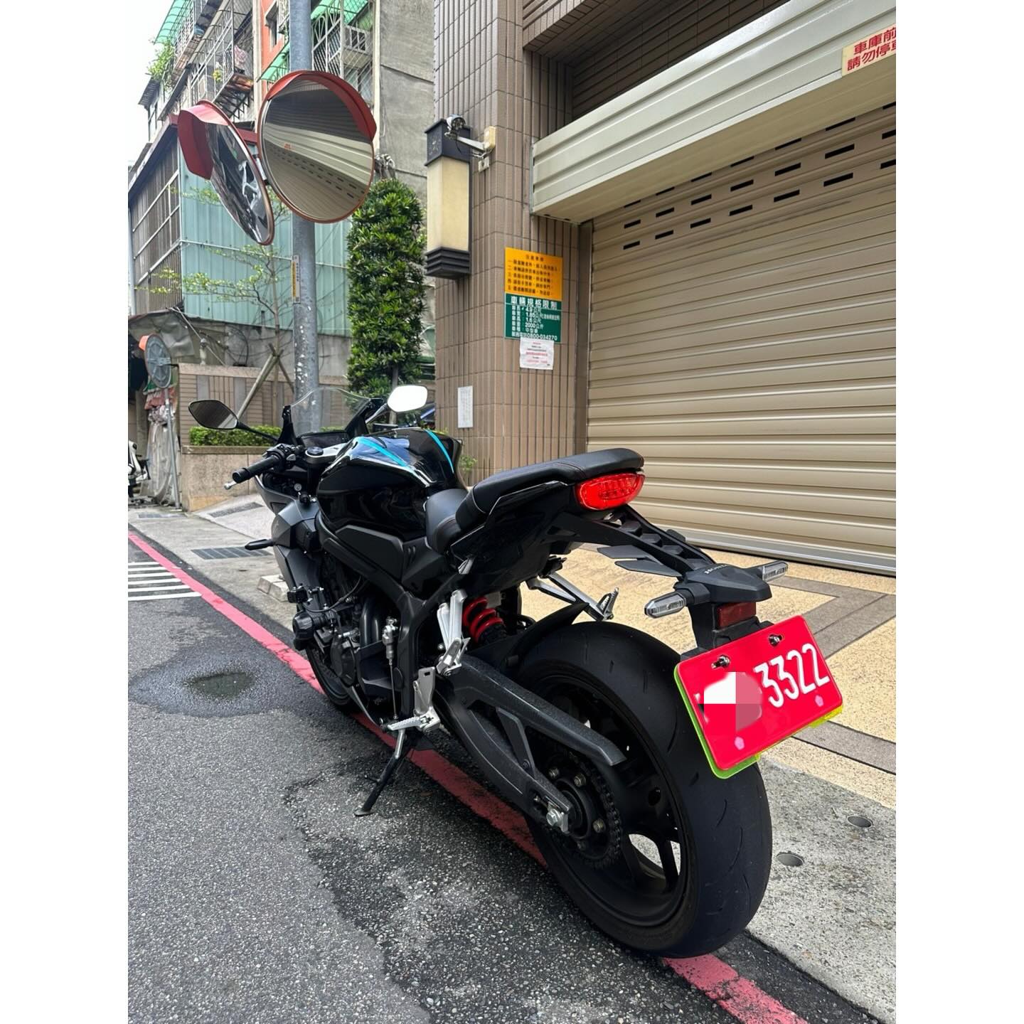 HONDA CBR650R - 中古/二手車出售中 【爵士小詩】2022年HONDA CBR650R 台本車 | 個人自售