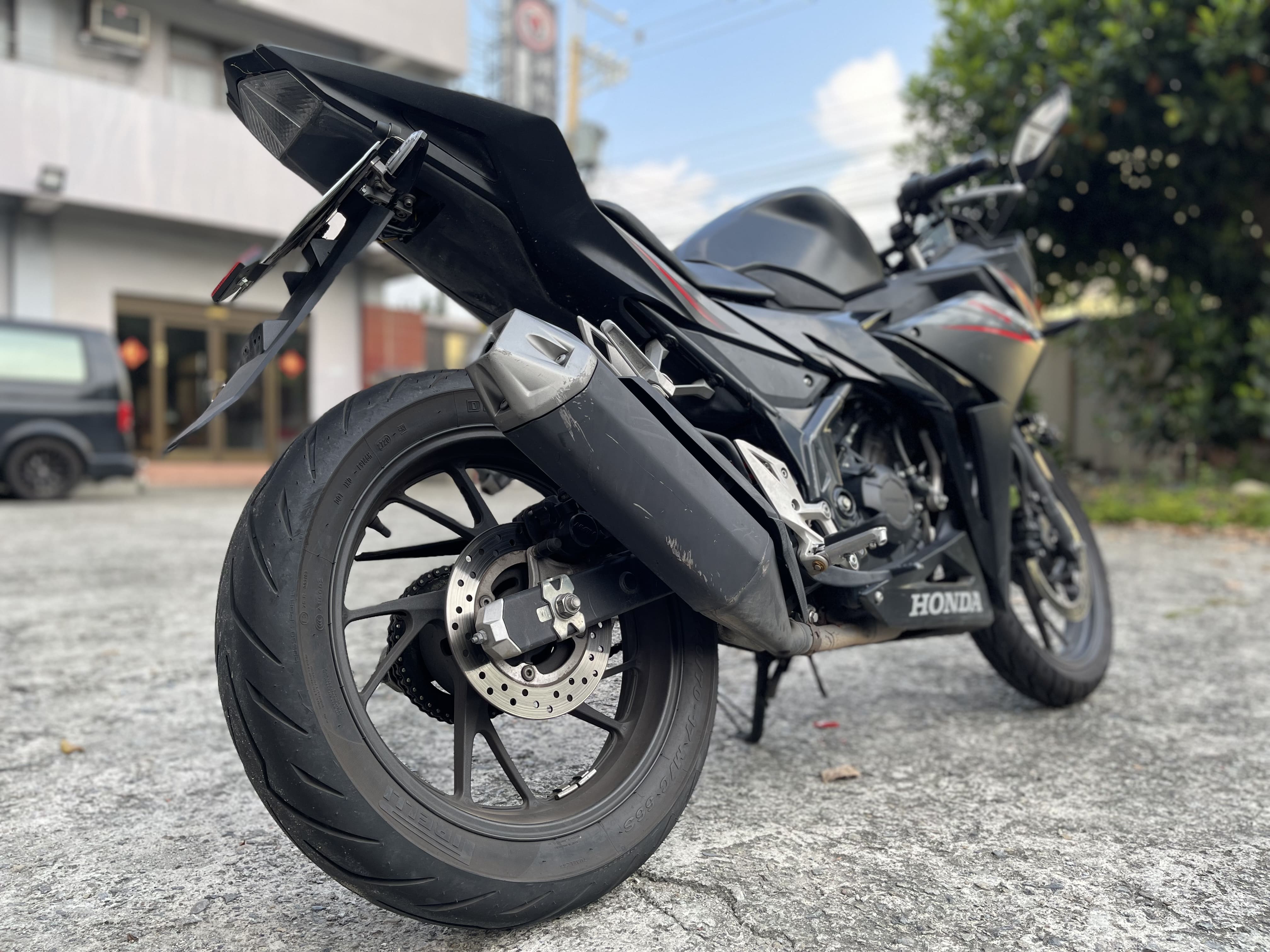 HONDA CBR150R - 中古/二手車出售中 2018年 HONDA CBR150R/0元交車/分期貸款/車換車/線上賞車/到府交車 | 翊帆重車-Queena