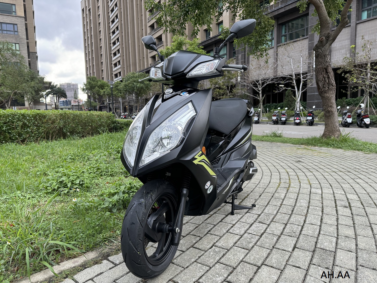 【新竹長龍車業行】三陽 悍將Fighter 4V 150 Efi - 「Webike-摩托車市」 【新竹長龍車業】SYM 三陽 FIGHTER 150