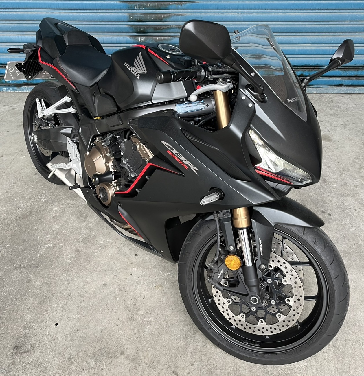 【個人自售】HONDA CBR650R - 「Webike-摩托車市」 總代理 CBR650R 1300公里 極新車