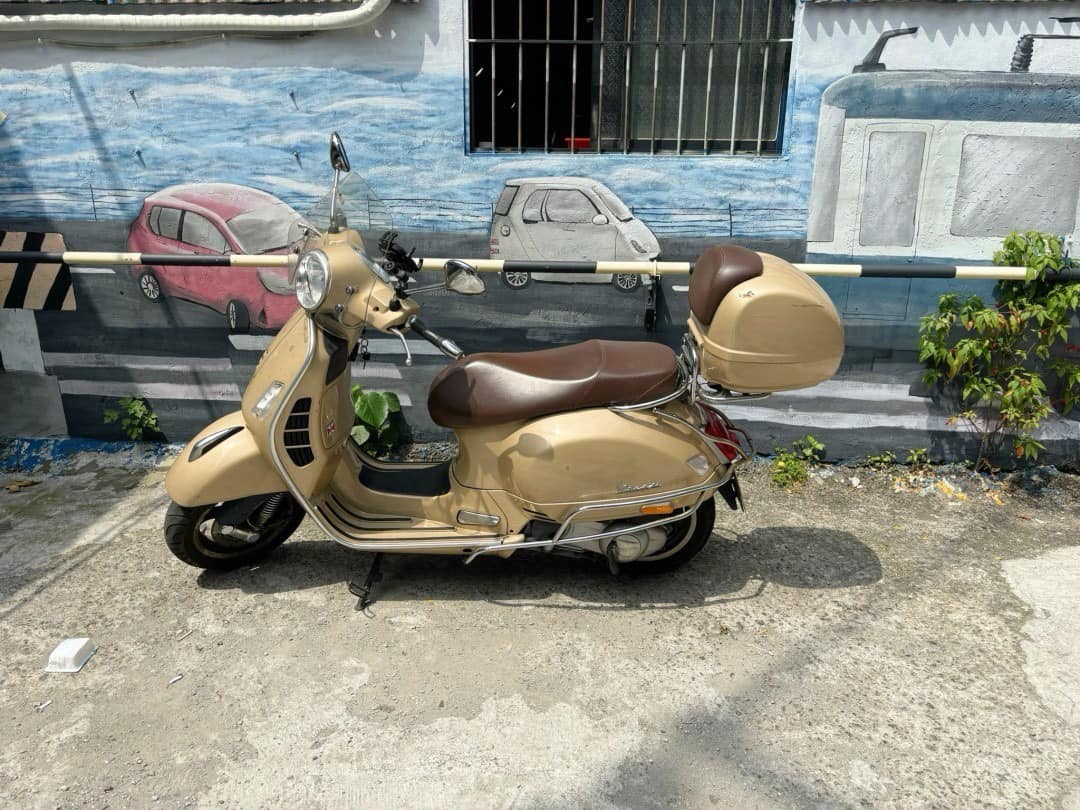 VESPA GTS300ie - 中古/二手車出售中 VESPA GTS 300 ie ABS 公司車 | 個人自售